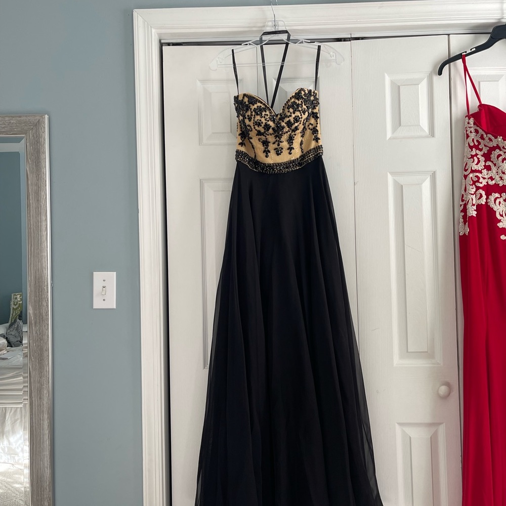 Sherri Hill Formal Dress